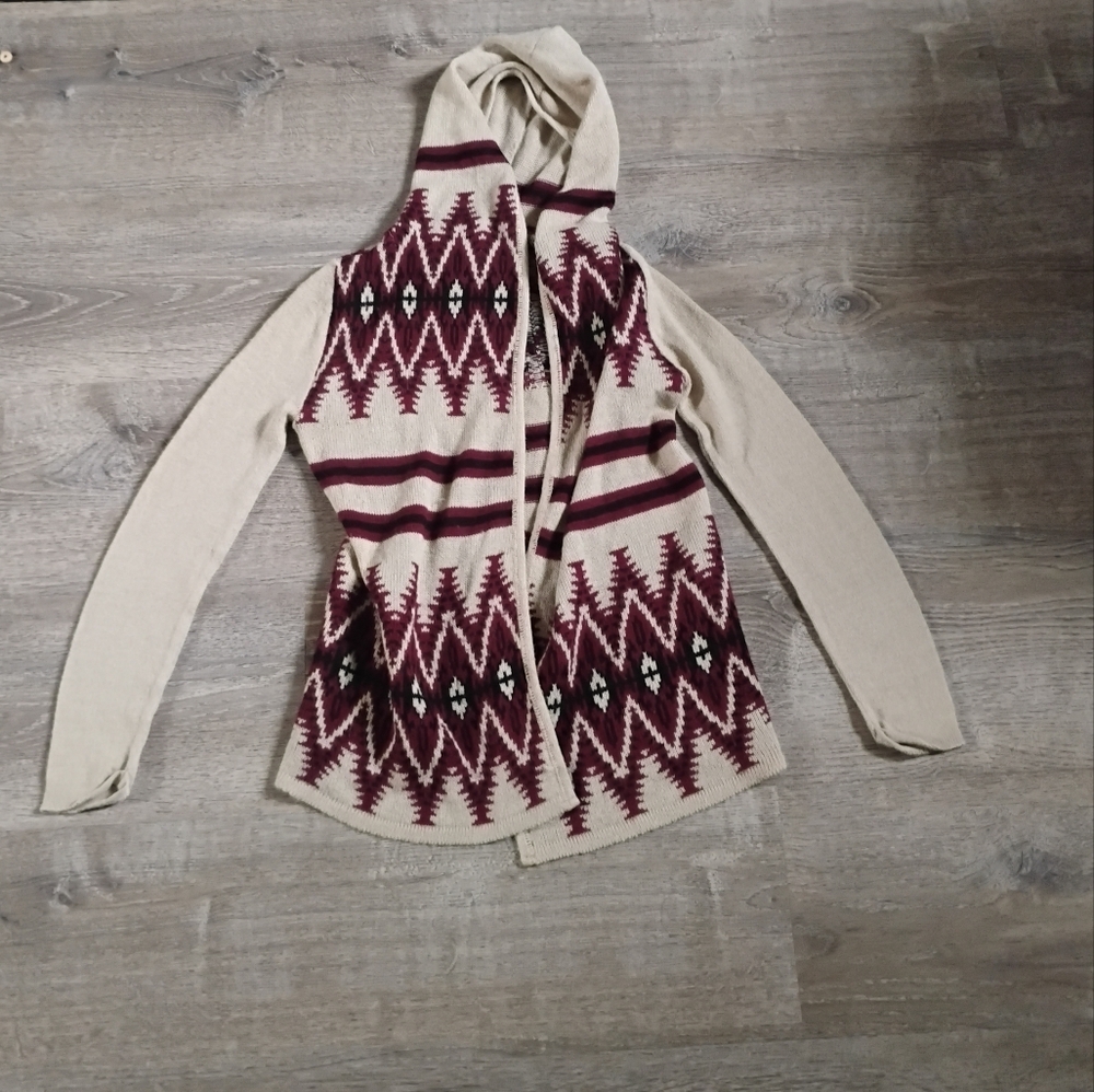 Trillium Aztec/Southwestern Print Hooded Cardigan - XS/TP